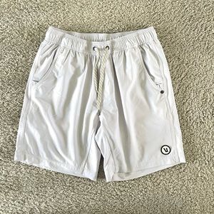 vuori white lined kore men’s shorts